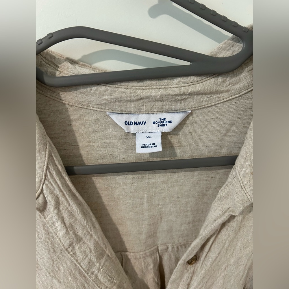 Old Navy Beige Button-Down Linen Shirt - Picture 6 of 6